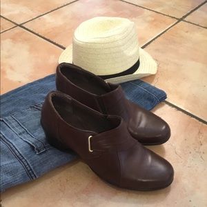 Clark’s Bendables Brown Booties